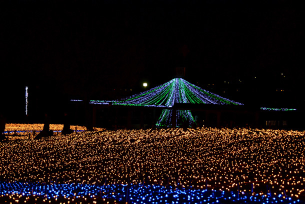 �C���~�l�[�V����