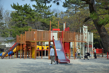 �������V��