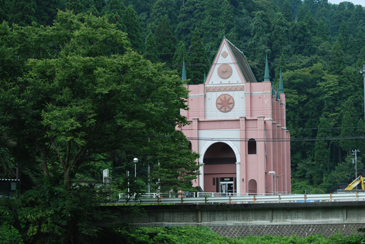 �r�������